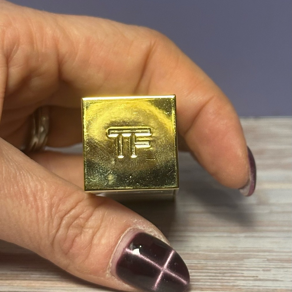 Tom Ford Lipstick - Sex Oyster - Picture 4 of 5